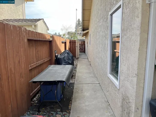 3249 Larchmont Drive, Stockton, California 95209