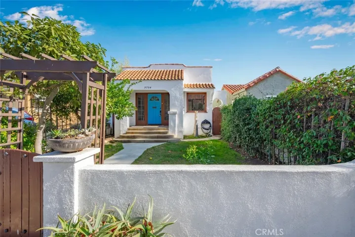 3754 Brayton Avenue, Long Beach, California 90807