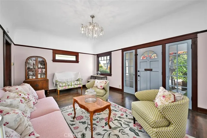3754 Brayton Avenue, Long Beach, California 90807