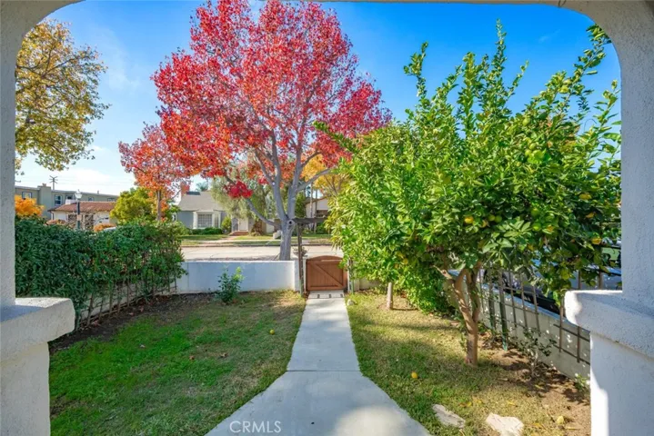 3754 Brayton Avenue, Long Beach, California 90807