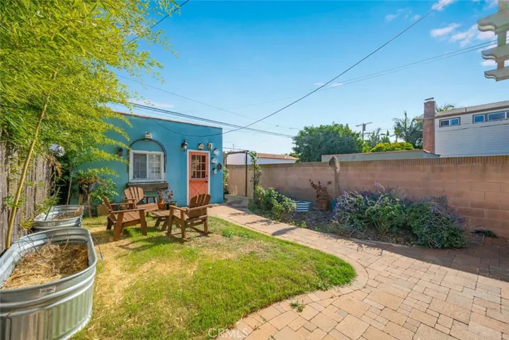 3754 Brayton Avenue, Long Beach, California 90807