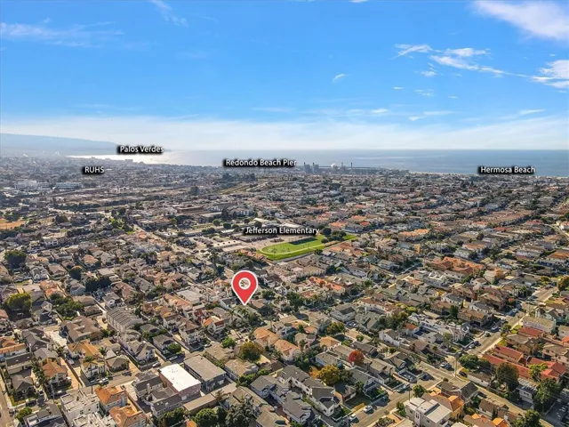 1904 Speyer Lane A, Redondo Beach, California 90278