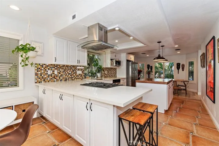 1904 Speyer Lane A, Redondo Beach, California 90278