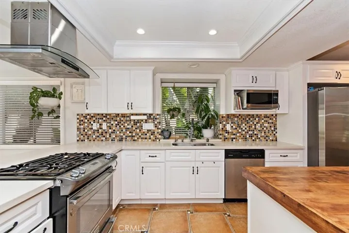 1904 Speyer Lane A, Redondo Beach, California 90278
