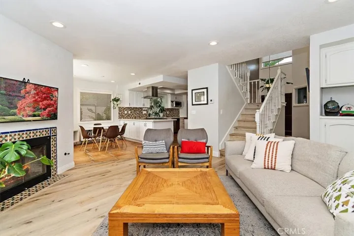 1904 Speyer Lane A, Redondo Beach, California 90278
