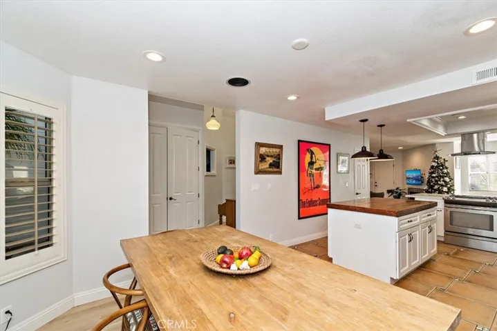 1904 Speyer Lane A, Redondo Beach, California 90278