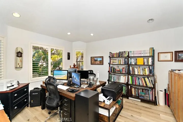 1904 Speyer Lane A, Redondo Beach, California 90278