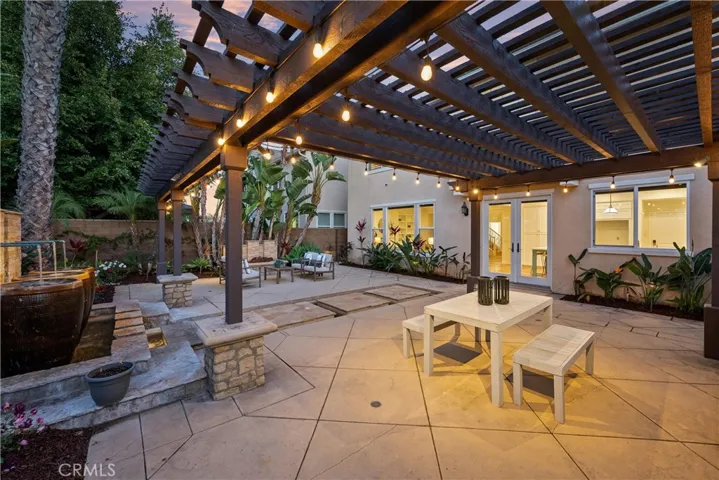 55 Snowdrop Tree, Irvine, California 92606