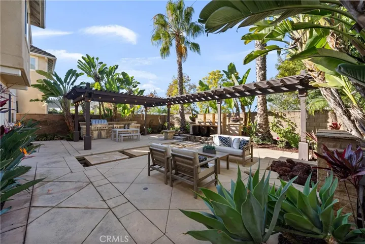 55 Snowdrop Tree, Irvine, California 92606