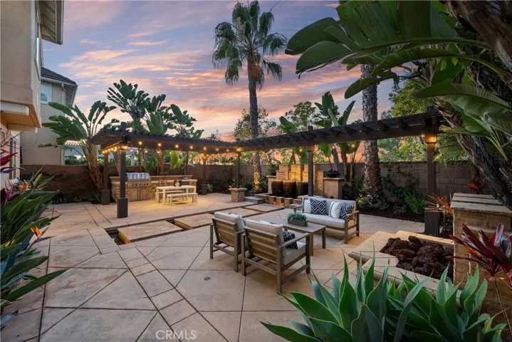 55 Snowdrop Tree, Irvine, California 92606
