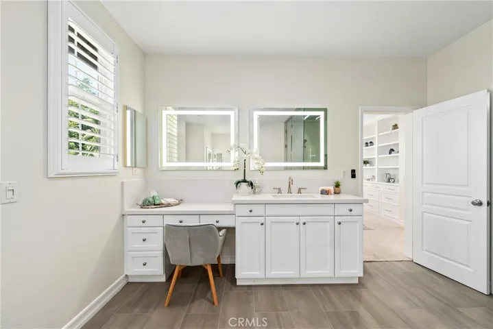 55 Snowdrop Tree, Irvine, California 92606
