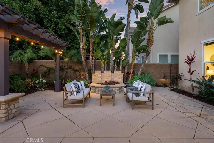 55 Snowdrop Tree, Irvine, California 92606