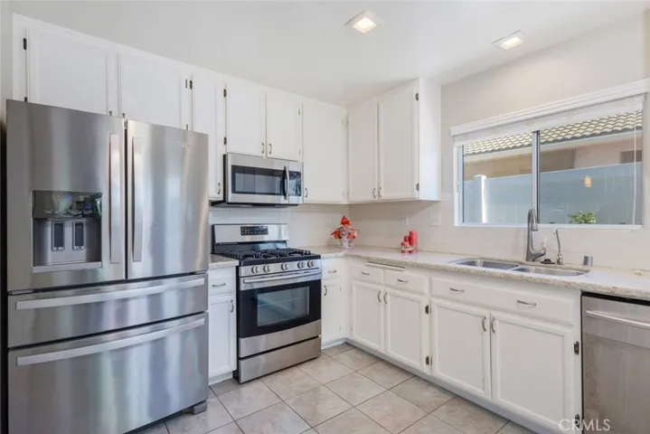 40268 Via Aguadulce, Murrieta, California 92562