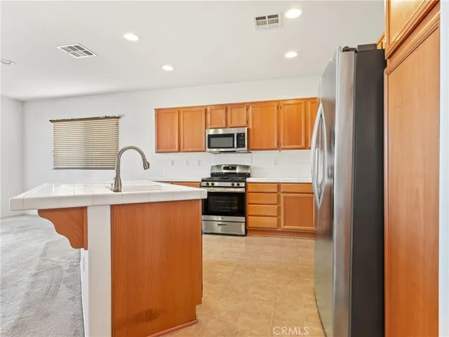 11186 Renwick Street, Adelanto, California 92301