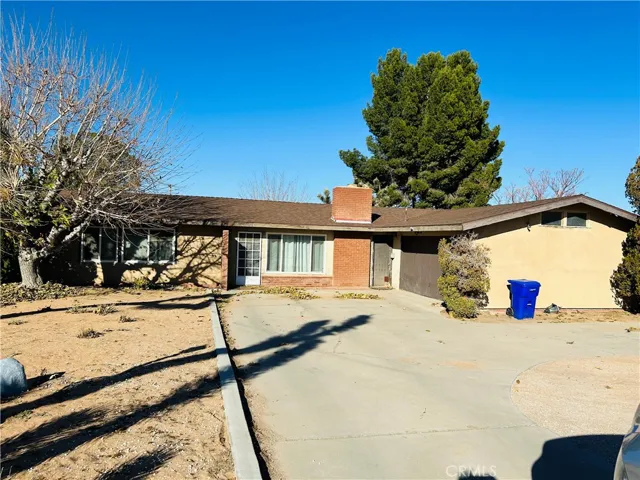 22056 Standing Rock Avenue, Apple Valley, California 92307