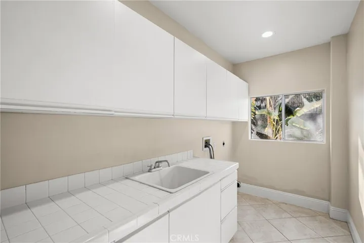 336 S Royal Ridge Drive, Anaheim Hills, California 92807