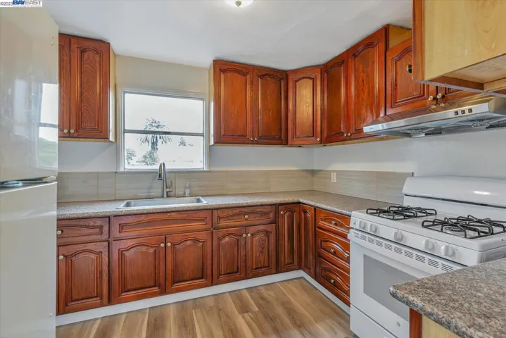 6921 Weld St, Oakland, California 94621