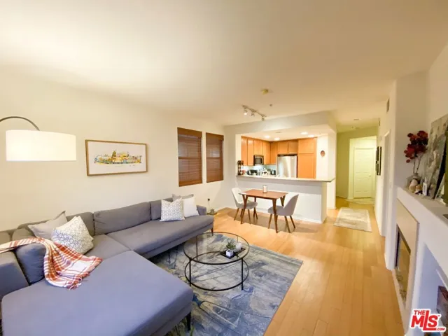 12963 Runway Road 314, Playa Vista, California 90094