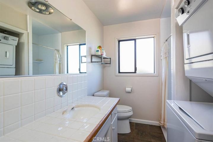 Hall Bath 2