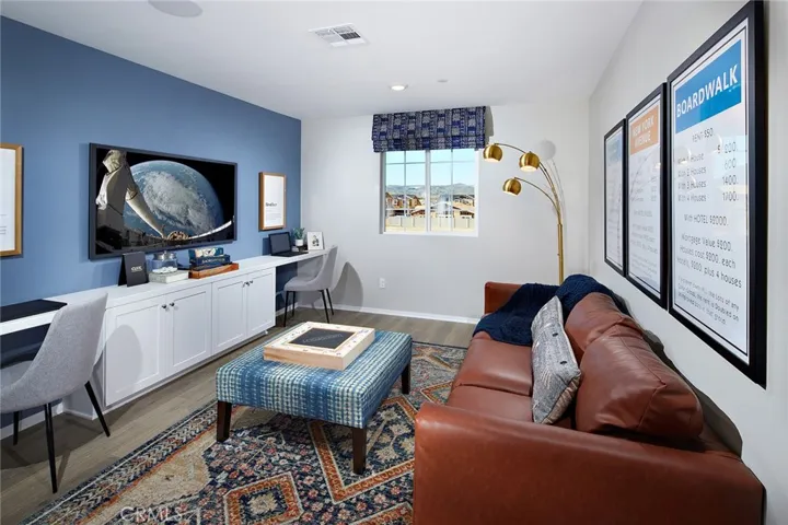 31348 Scrub Jay Road, Winchester, California 92596