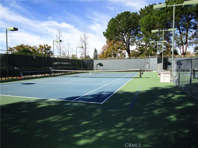 27881 Calle Valdes, Mission Viejo, California 92692