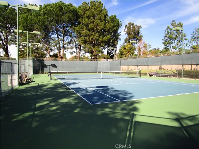 27881 Calle Valdes, Mission Viejo, California 92692