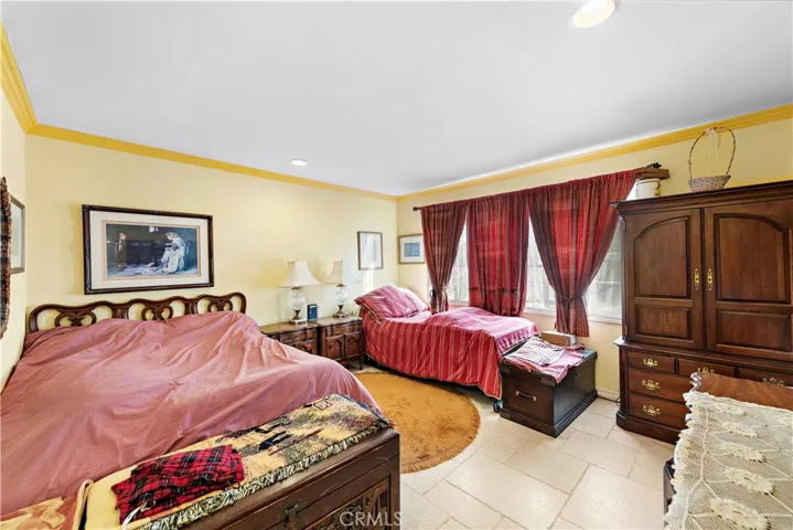 27881 Calle Valdes, Mission Viejo, California 92692