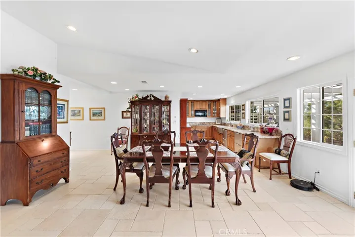 27881 Calle Valdes, Mission Viejo, California 92692