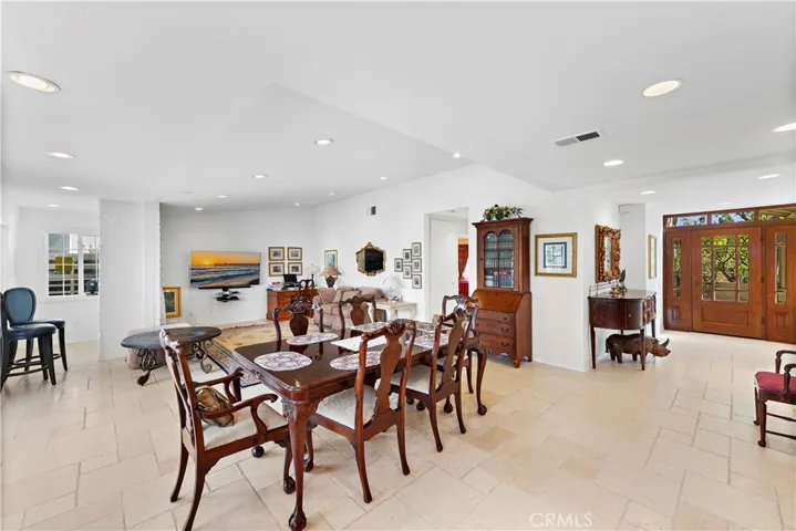 27881 Calle Valdes, Mission Viejo, California 92692