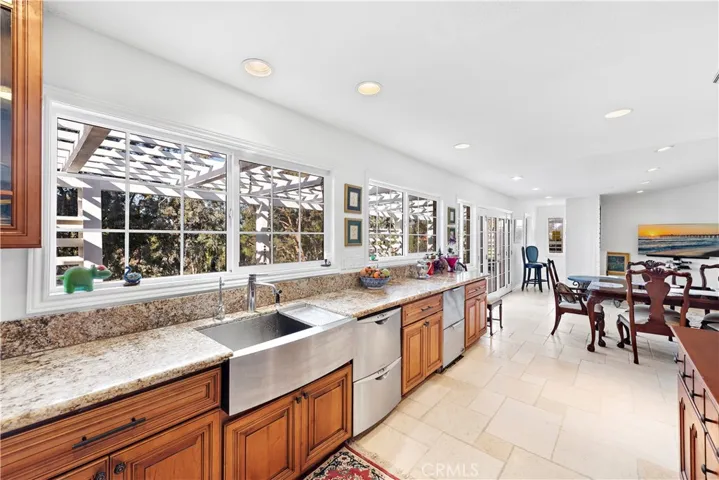 27881 Calle Valdes, Mission Viejo, California 92692