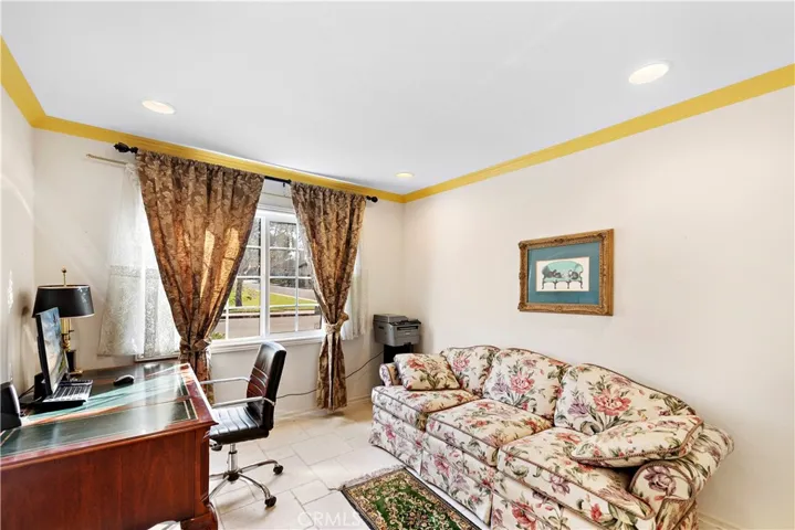 27881 Calle Valdes, Mission Viejo, California 92692
