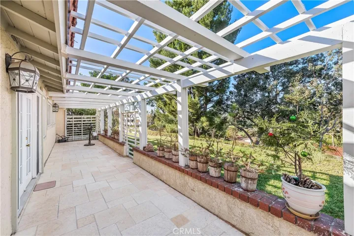 27881 Calle Valdes, Mission Viejo, California 92692