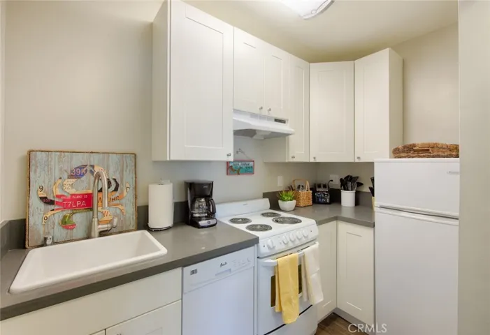 2901 Ocean Drive, Manhattan Beach, California 90266