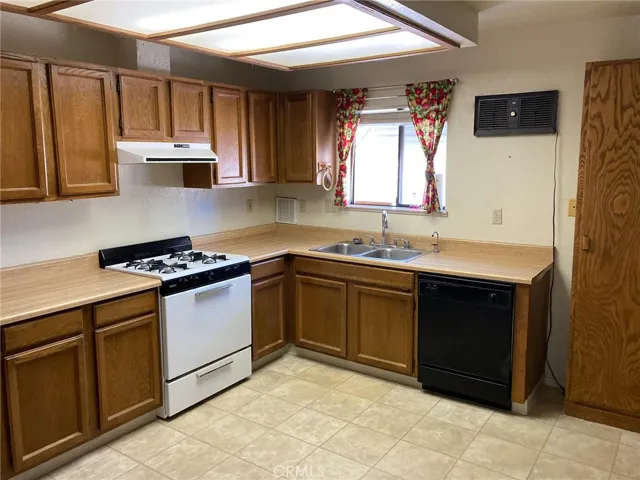 5394 Daisy Avenue, 29 Palms, California 92277