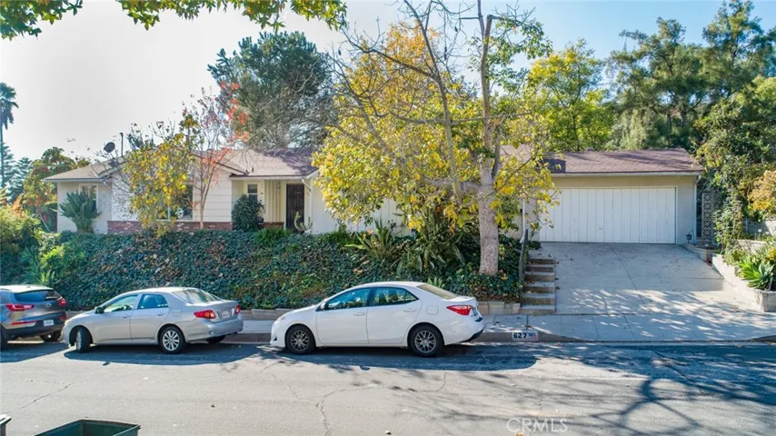 627 Glenandale Terrace Glendale CA 91206