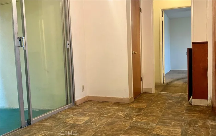 Unit C dining area