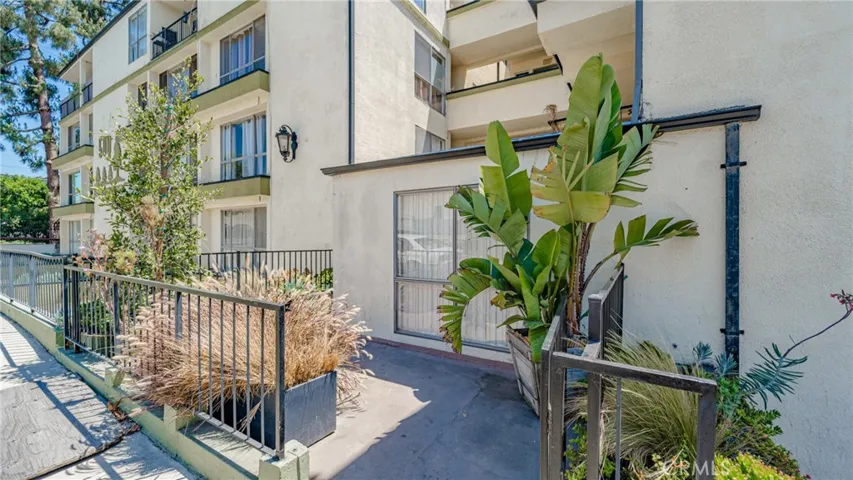 500 Evergreen Street 109, Inglewood, California 90302