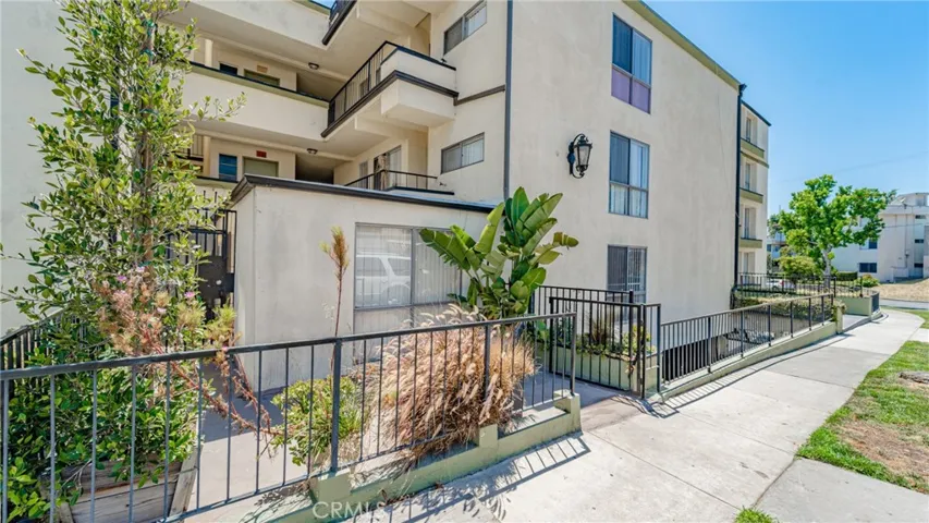500 Evergreen Street 109, Inglewood, California 90302