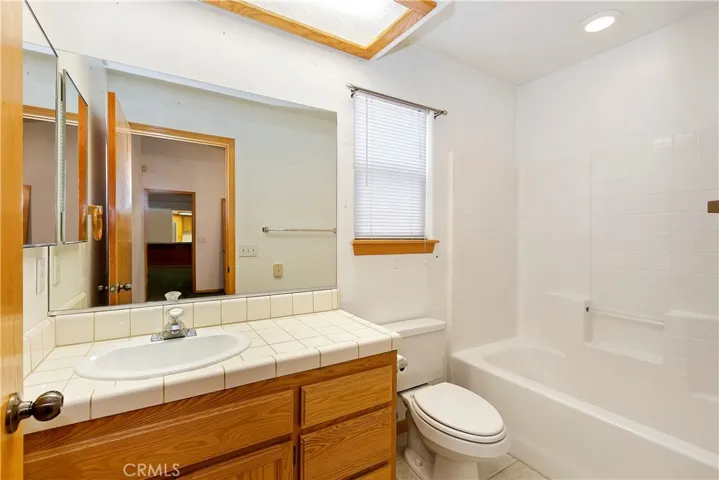 9261 Pinon Avenue, Hesperia, California 92345