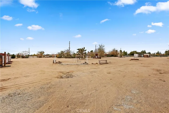 9261 Pinon Avenue, Hesperia, California 92345