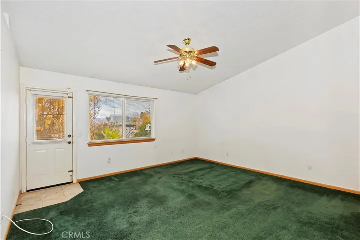 9261 Pinon Avenue, Hesperia, California 92345