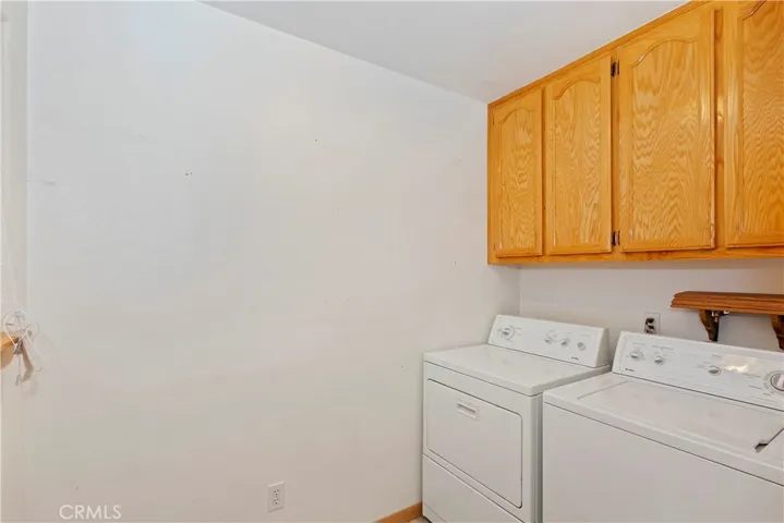 9261 Pinon Avenue, Hesperia, California 92345