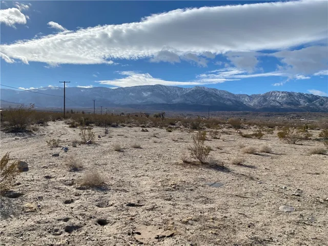 36189 Olive Street, Lucerne Valley, California 92356