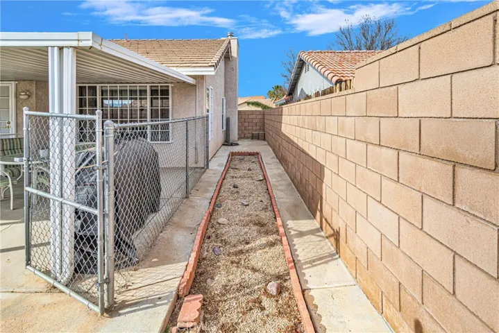 12463 Petaluma Road, Victorville, California 92392