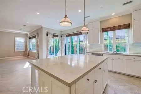 97 Thoroughbred, Irvine, California 92602