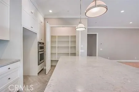 97 Thoroughbred, Irvine, California 92602