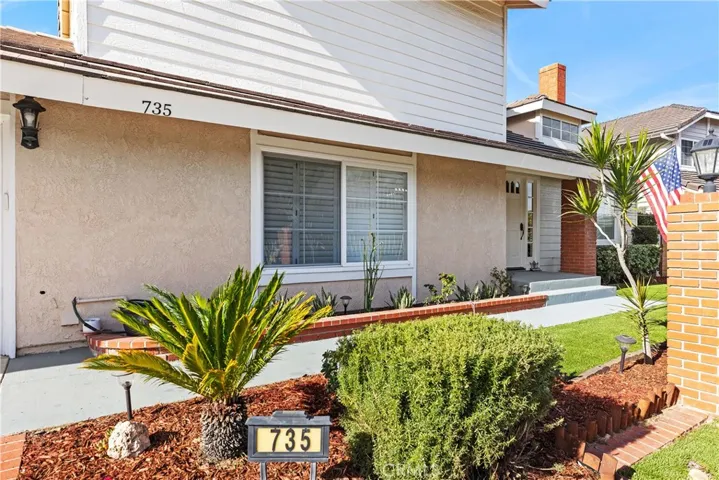 735 S Highland Lane S, Anaheim Hills, California 92807