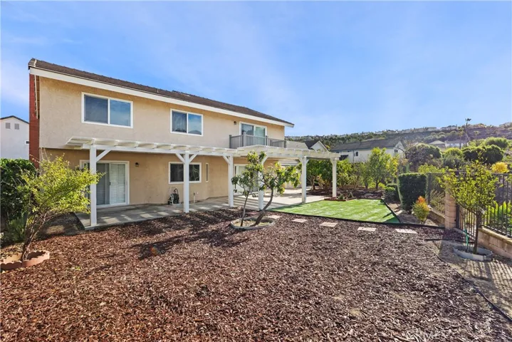 735 S Highland Lane S, Anaheim Hills, California 92807