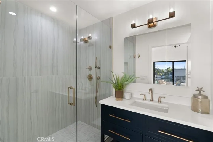 2314 Clement Avenue, Venice, California 90291