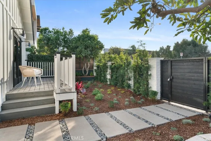 2314 Clement Avenue, Venice, California 90291